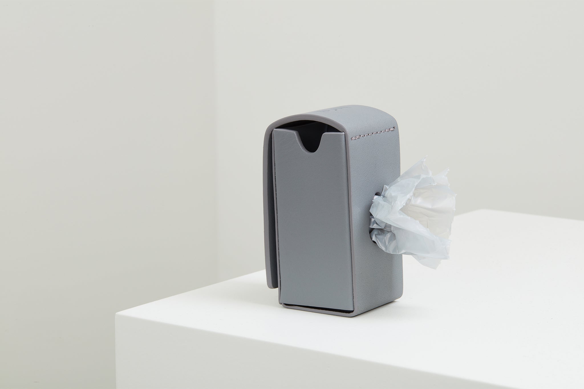 TotoWasteBagCarrier_Grey_2.jpg